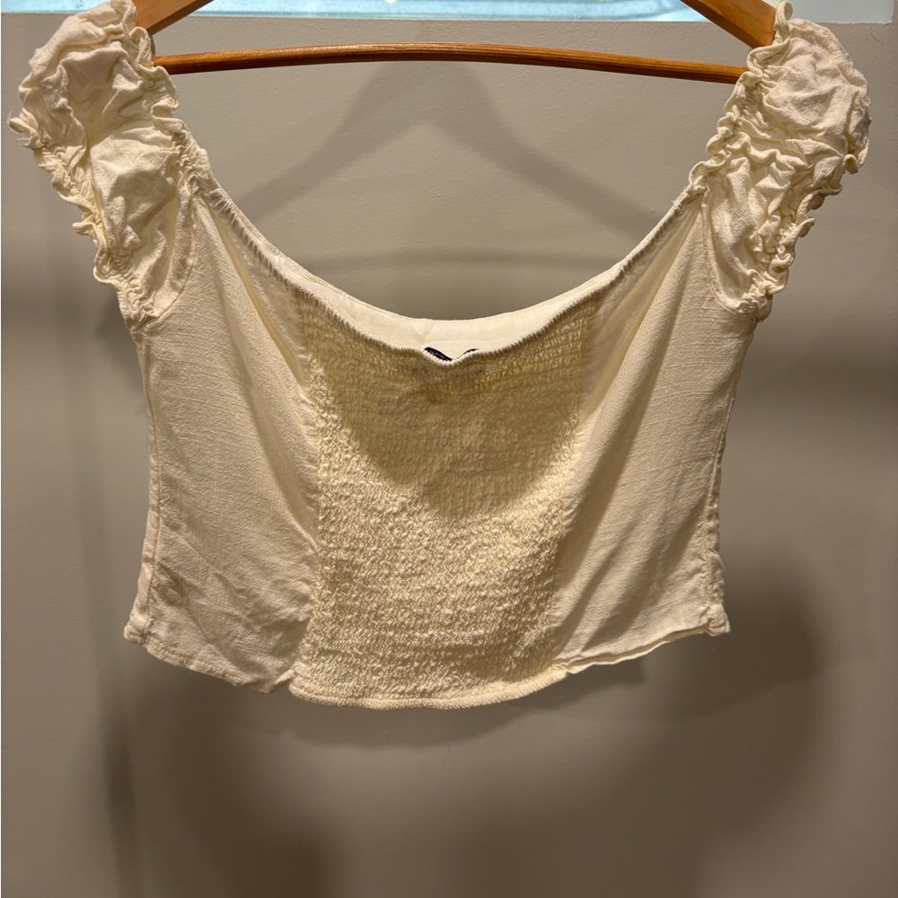 JustFab Cream Ruffled Blouse - Picture 2 of 3